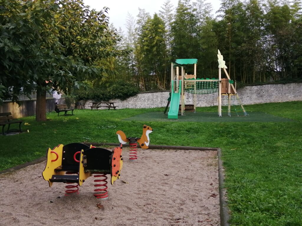 Terrain de jeux